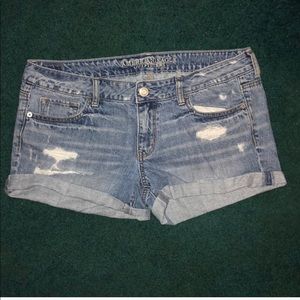 American Eagle distressed jean shorts size 14